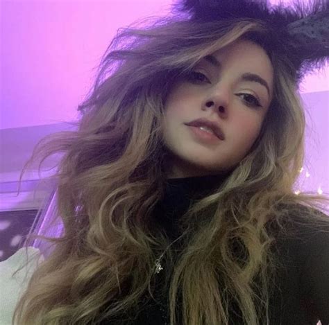 how old is bonnierabbit|Bonnierabbit (Twitch Star) Wiki BIO, Real Name,。